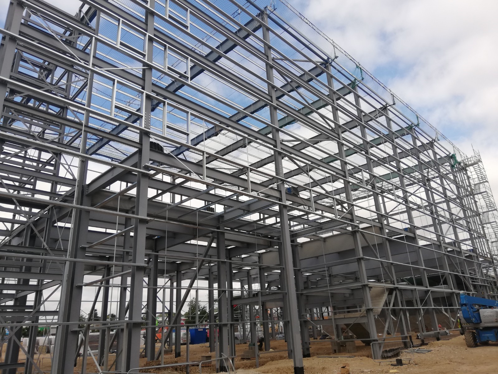 An image of an elevation of the structural steel frame of Crompton Close